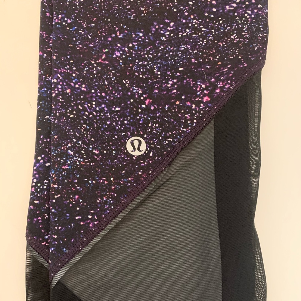 Lululemon Size 6 Galaxy 3/4 legging